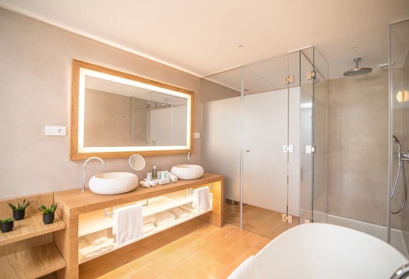 سوییت, Safragell Ibiza Suites & Spa