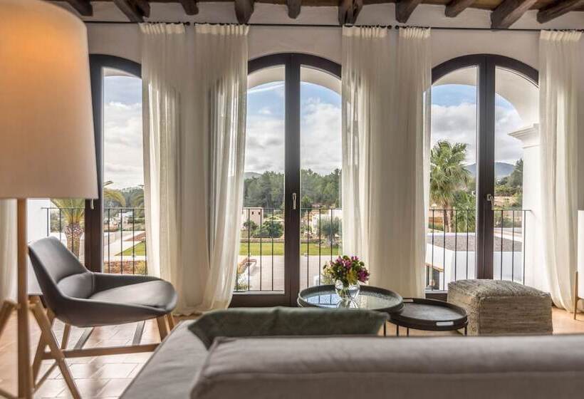 سوییت, Safragell Ibiza Suites & Spa