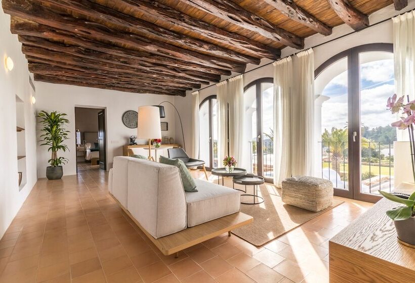 سوییت, Safragell Ibiza Suites & Spa
