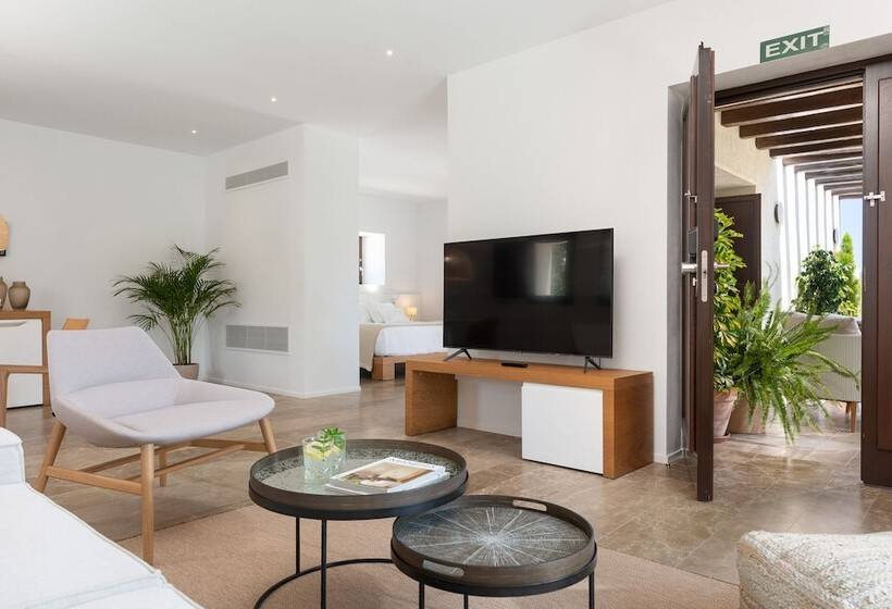 سوییت, Safragell Ibiza Suites & Spa