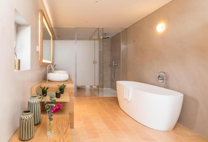 سوییت, Safragell Ibiza Suites & Spa