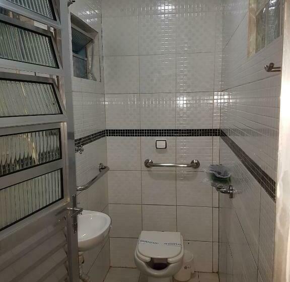 استودیوی استاندارد, Motel Mont Blanc Gru