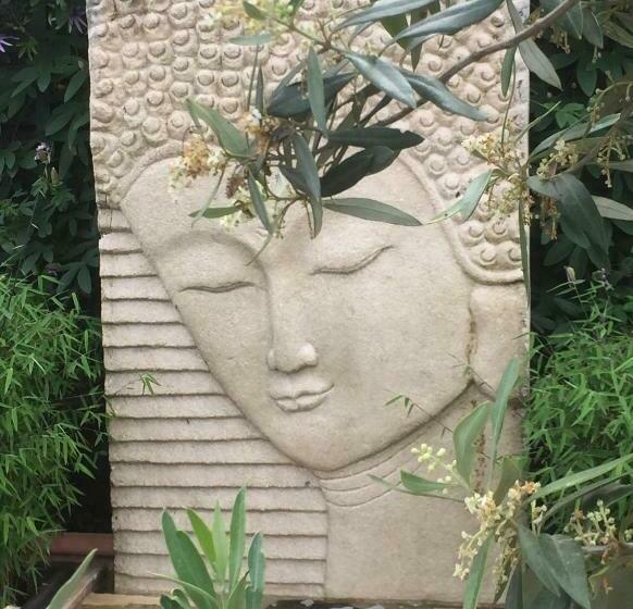 اتاق خانوادگی, Blaine S: A B&b And Private Dining...