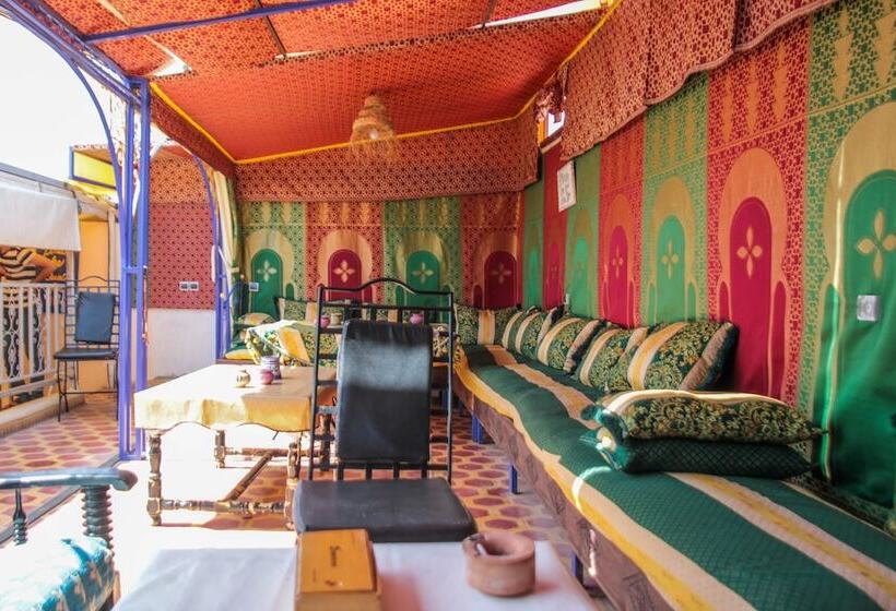 تختخواب در اتاق مشترک, For You Riad Marrakech
