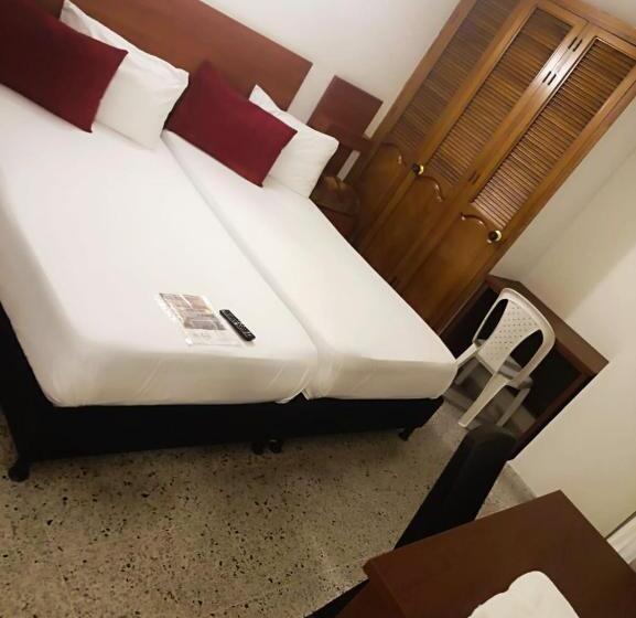 اتاق لوکس, Bicentenario Rionegro