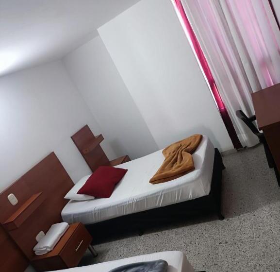اتاق لوکس, Bicentenario Rionegro