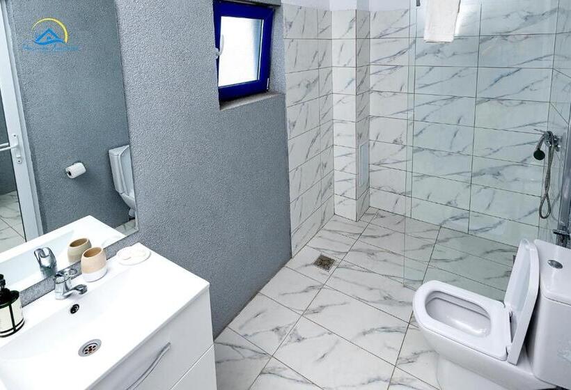 اتاق لوکس سه تخته, Complex Turistic Casa Anastasia