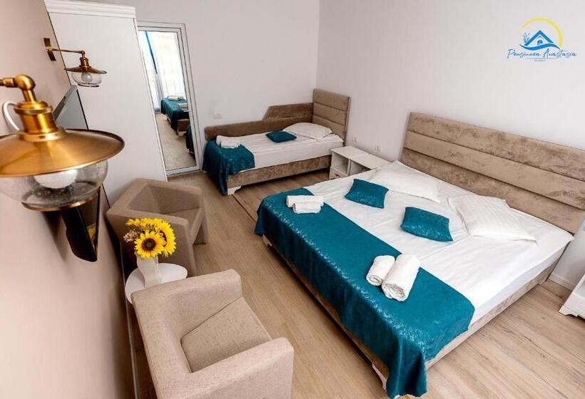 اتاق لوکس سه تخته, Complex Turistic Casa Anastasia