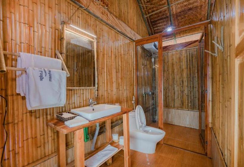 اتاق لوکس, Hoang Su Phi Lodge
