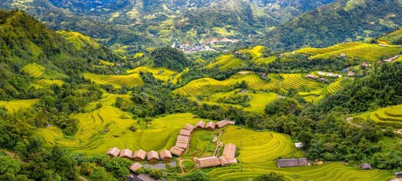 اتاق لوکس سه تخته, Hoang Su Phi Lodge