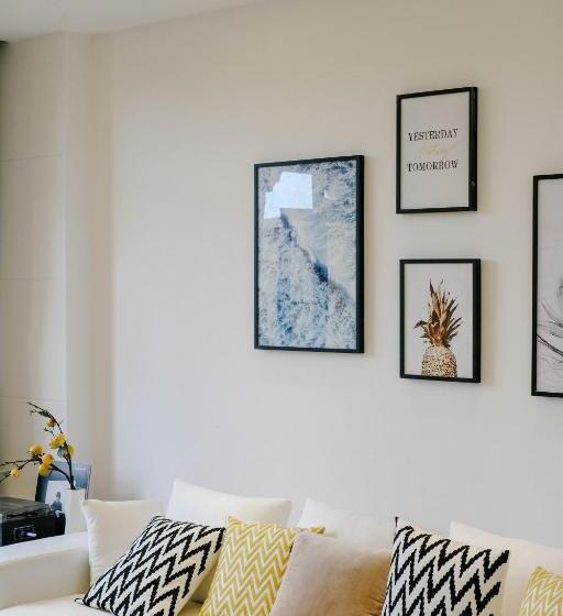 اتاق استاندارد با تخت بزرگ, Dali Lila's House Seaview Guesthouse