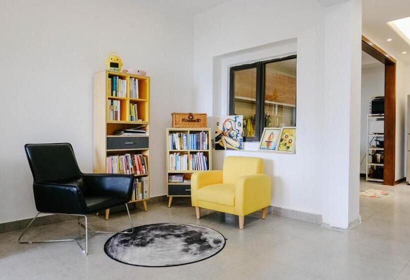 اتاق استاندارد با تخت بزرگ, Dali Lila's House Seaview Guesthouse