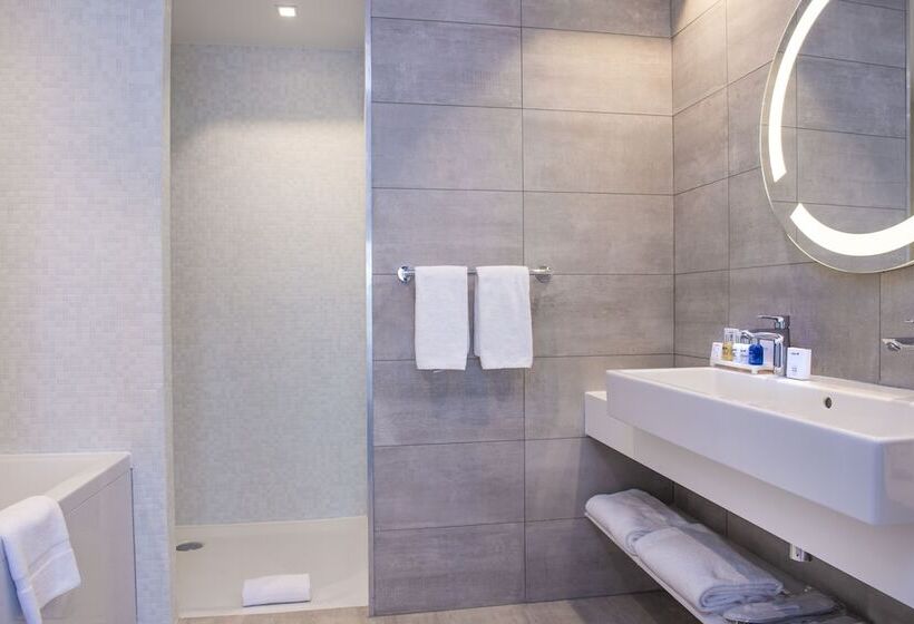 سوئیت با چشم‌انداز, Radisson Blu Hotel Bordeaux