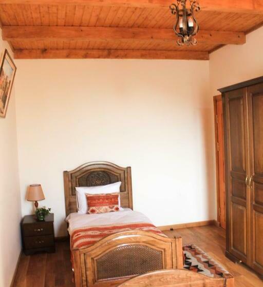 اتاق استاندارد, Garni Hinyard