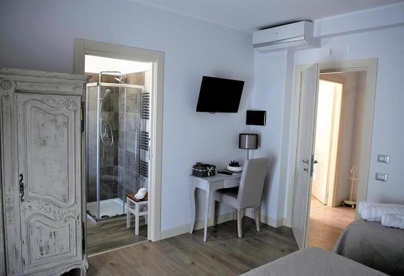 اتاق لوکس, Il Casale Della Gioia