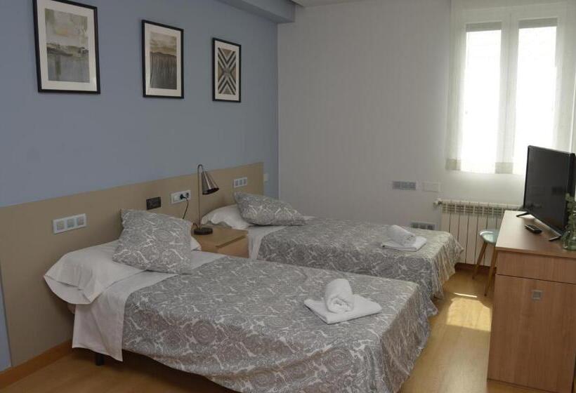 اتاق خانوادگی, Pension Suite Camino Norte