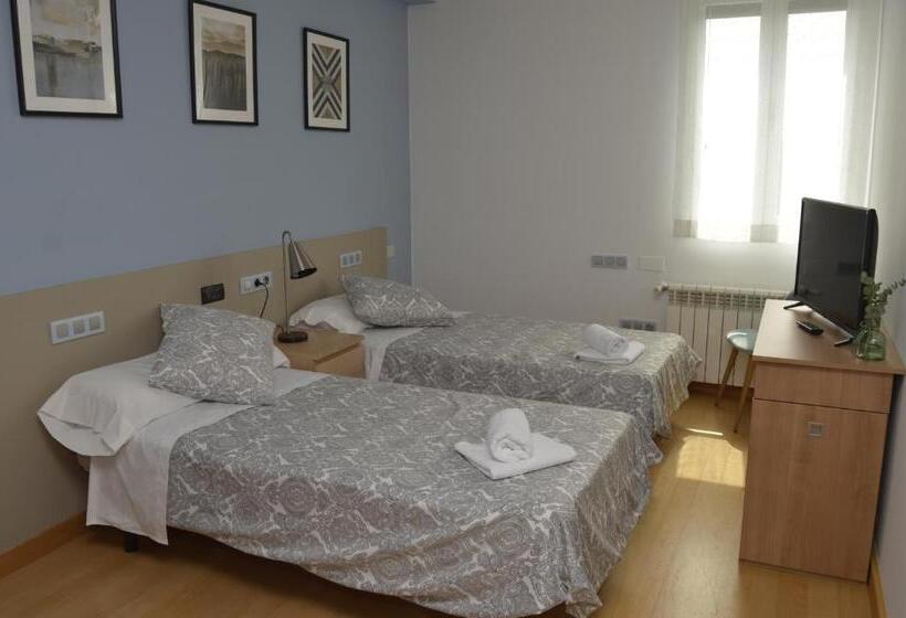 اتاق خانوادگی, Pension Suite Camino Norte