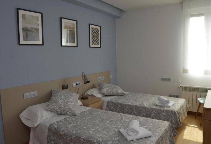 اتاق خانوادگی, Pension Suite Camino Norte