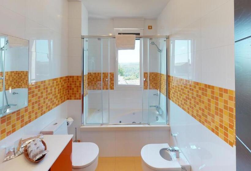 اتاق خانوادگی, Pension Suite Camino Norte