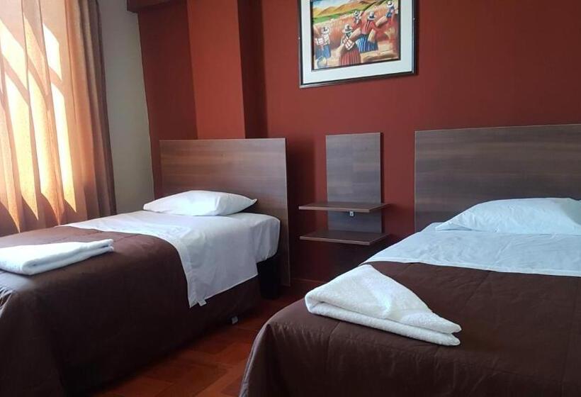 اتاق استاندارد با سرویس بهداشتی مشترک, Cálido Hostal