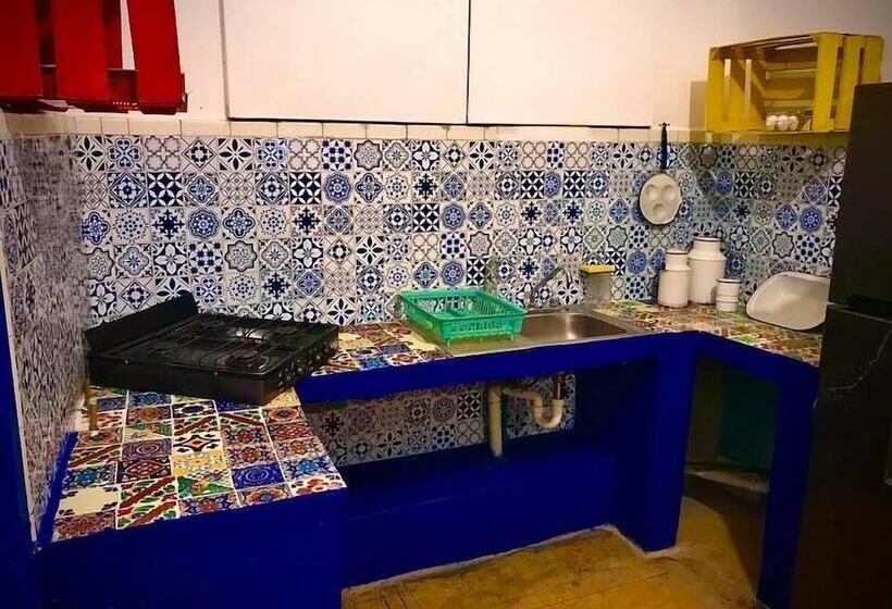 اتاق استاندارد, Hostal Chesal