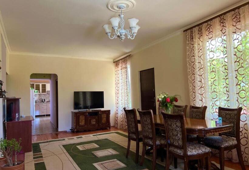 اتاق استاندارد, Igor Bed And Breakfast