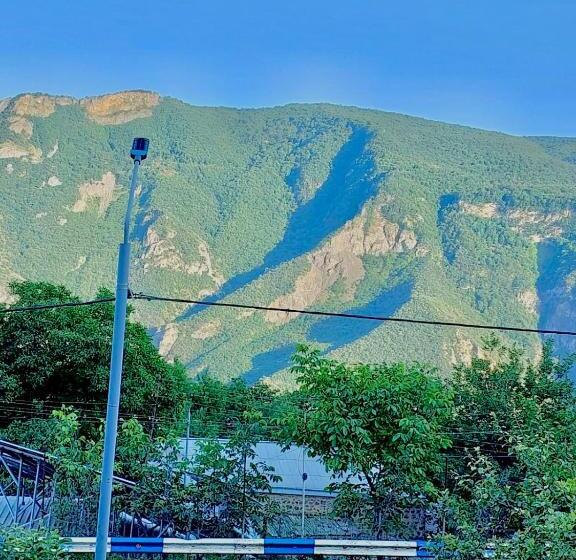 اتاق استاندارد چهار تخته, Igor Bed And Breakfast