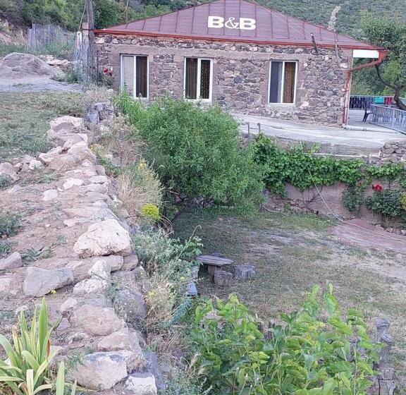 اتاق استاندارد چهار تخته, Igor Bed And Breakfast