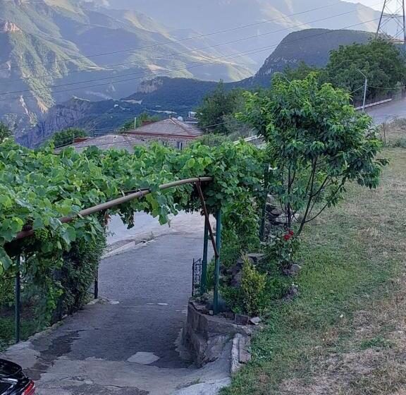 اتاق استاندارد چهار تخته, Igor Bed And Breakfast