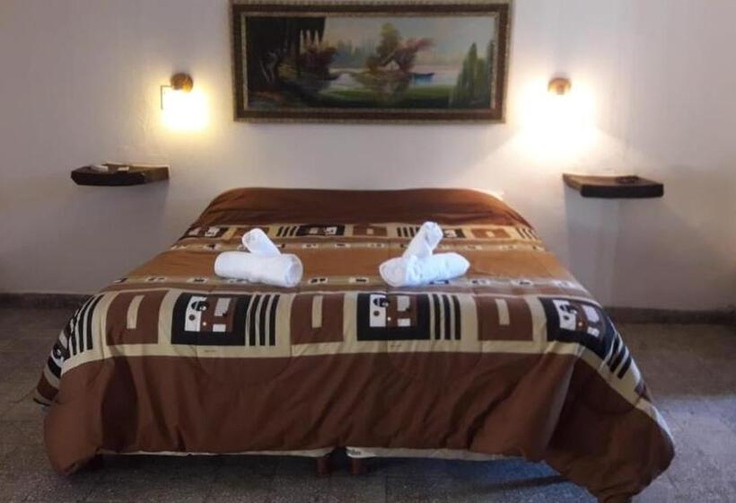 سوییت خانوادگی, Hacienda Casa Blanca