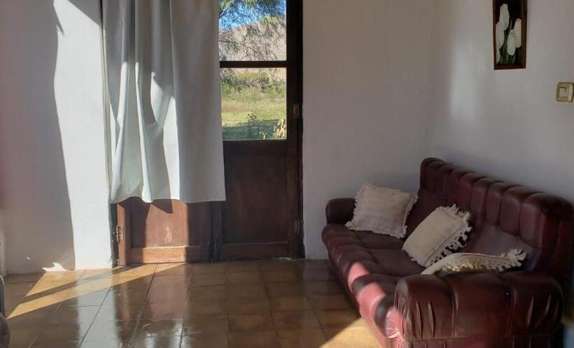 اتاق خانوادگی, Hacienda Casa Blanca