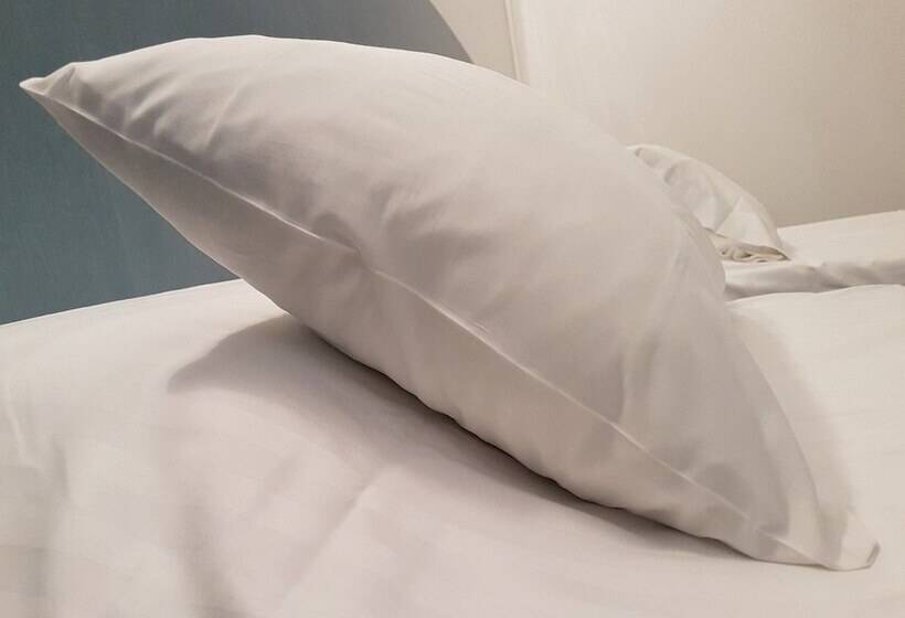 اتاق استاندارد, Logis Hotel Entre Nous