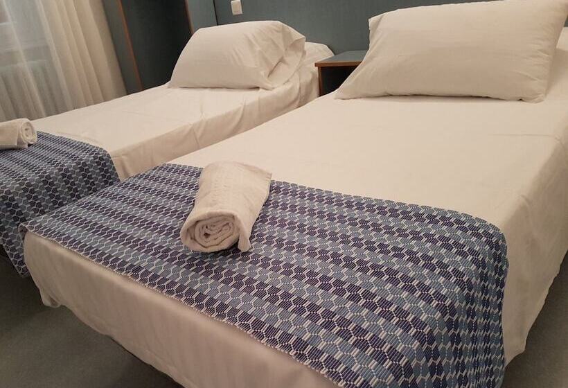 اتاق استاندارد, Logis Hotel Entre Nous