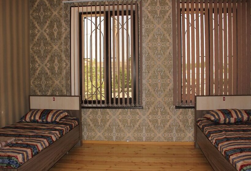 اتاق راحتی سه تخته, Vm Hostel