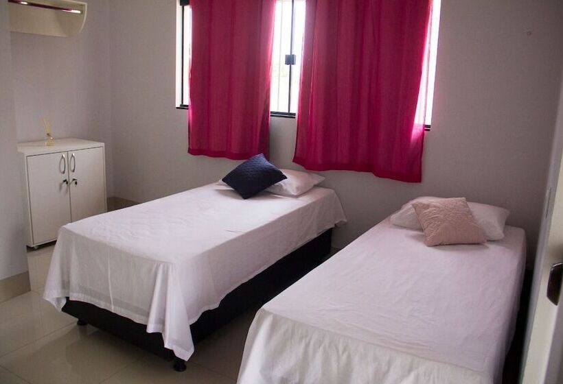 تختخواب در اتاق مشترک, Palmas Hostel