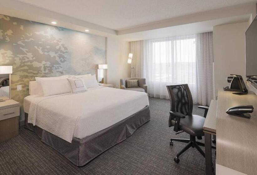 اتاق استاندارد با تخت بزرگ برای معلولان, Courtyard By Marriott Halifax Dartmouth