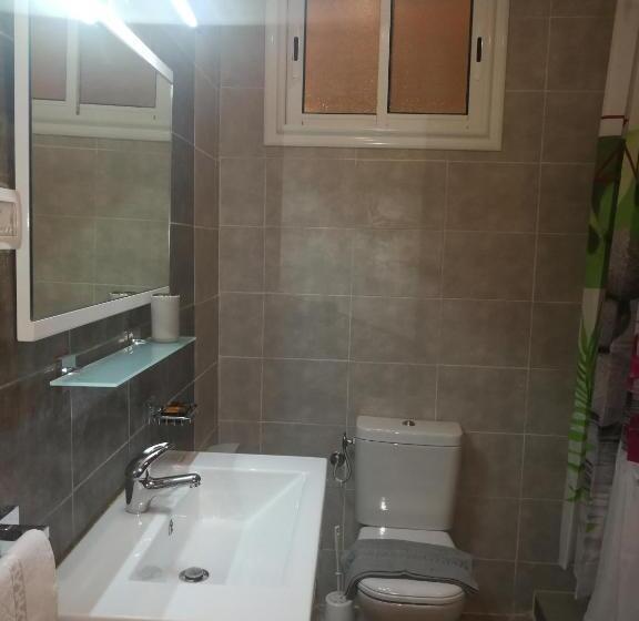 آپارتمان 1 خوابه با بالکن, London House