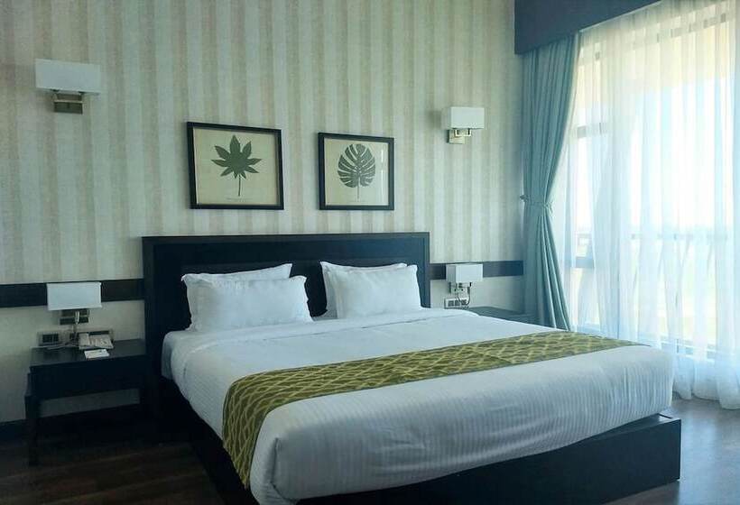 سوییت اجرایی, Soaltee Westend Premier