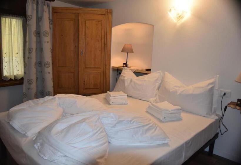 اتاق استاندارد, La Molinela B&b