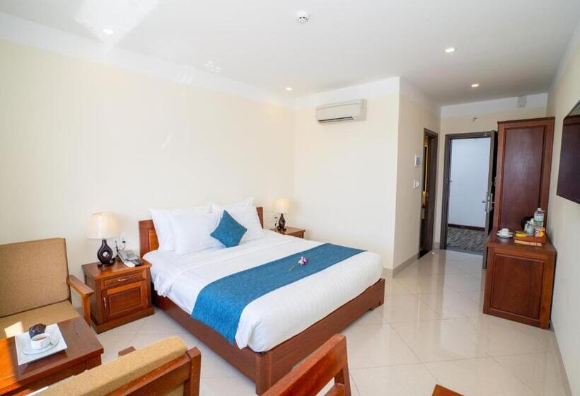 اتاق استاندارد با تخت بزرگ, Navy  Cam Ranh