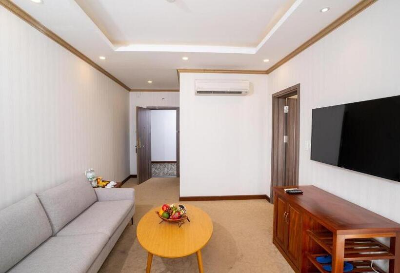 سوئیت با تخت بزرگ, Navy Hotel Cam Ranh