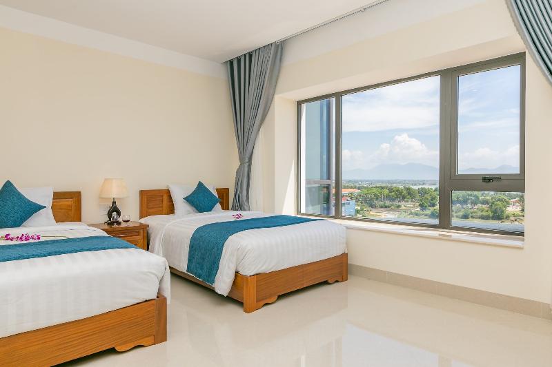 اتاق لوکس با چشم‌انداز دریا, Navy Hotel Cam Ranh