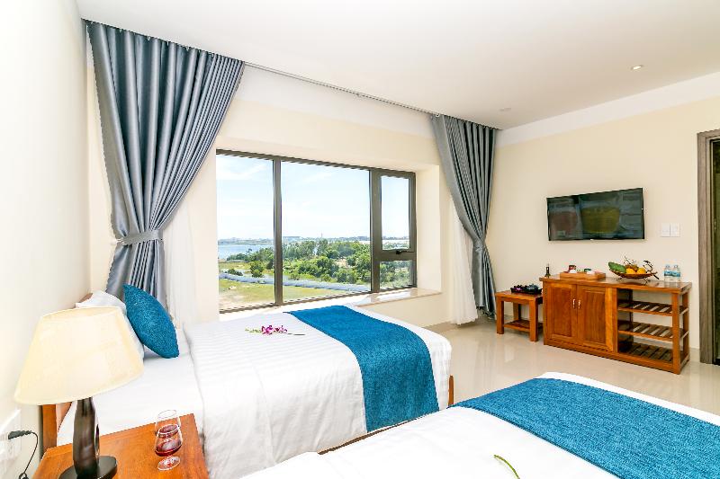 اتاق لوکس با چشم‌انداز دریا, Navy Hotel Cam Ranh