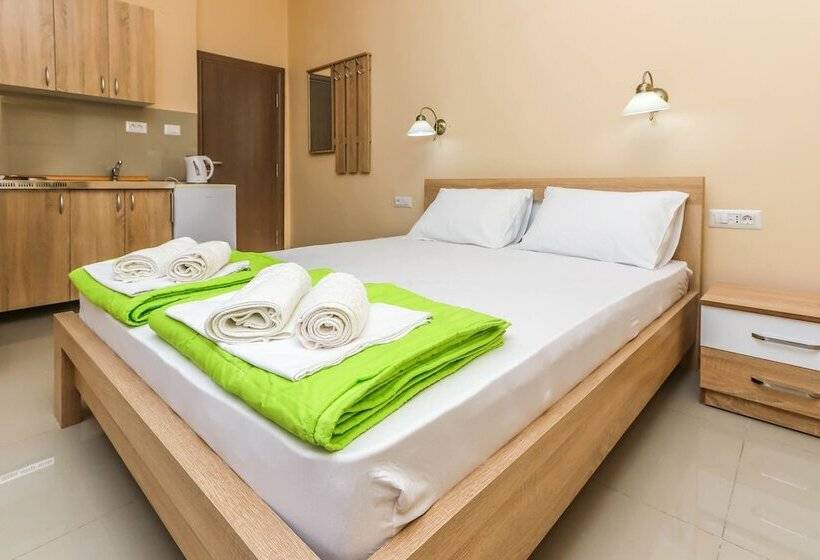 اتاق لوکس چهار تخته, Jovan Apartments