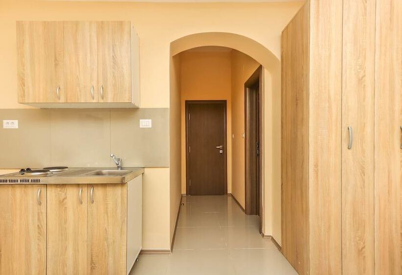 اتاق لوکس, Jovan Apartments