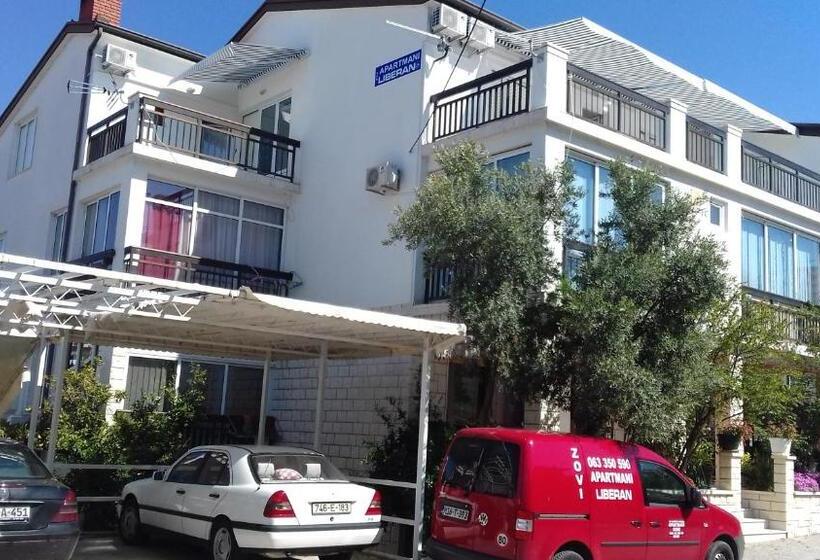 اتاق استاندارد یک نفره, Apartmani Liberan Neum
