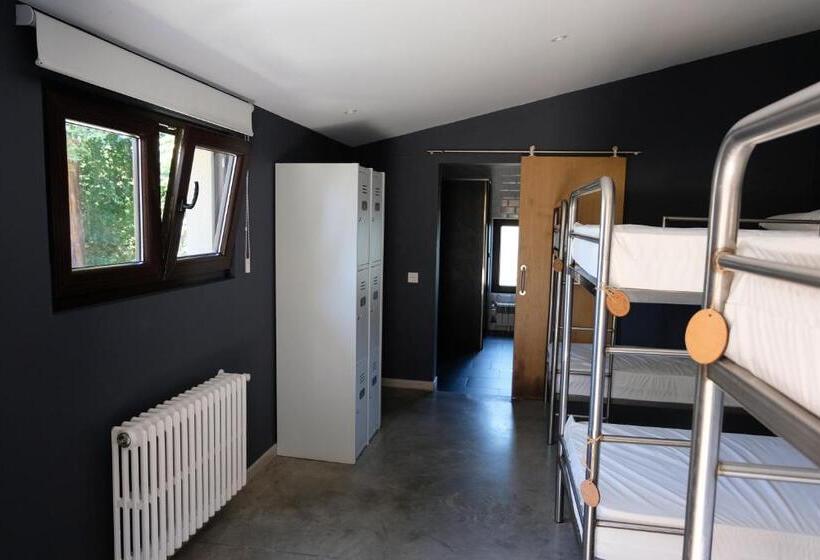 تختخواب در اتاق مشترک, Casa Carmina Hostel
