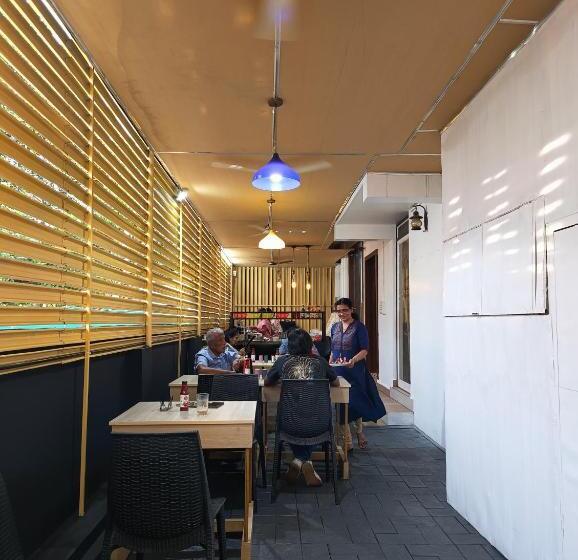 اتاق لوکس یک تخته, Blue Bell Cochin Airport