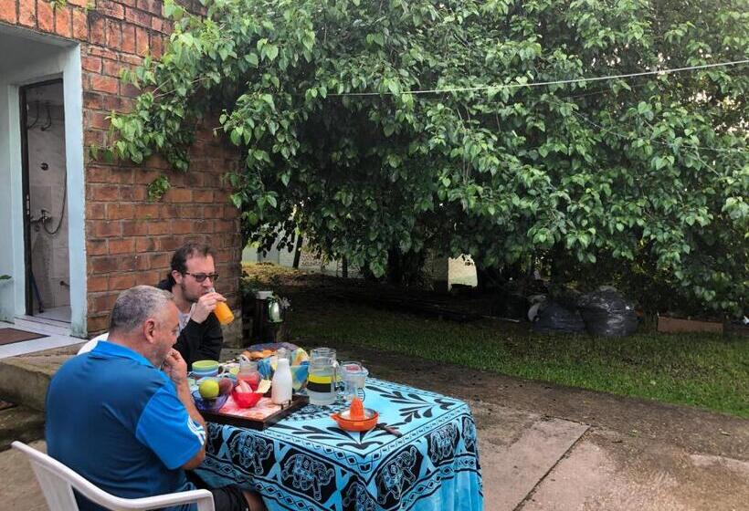 اتاق استاندارد چهار تخته, Un Lugar Para Compartir