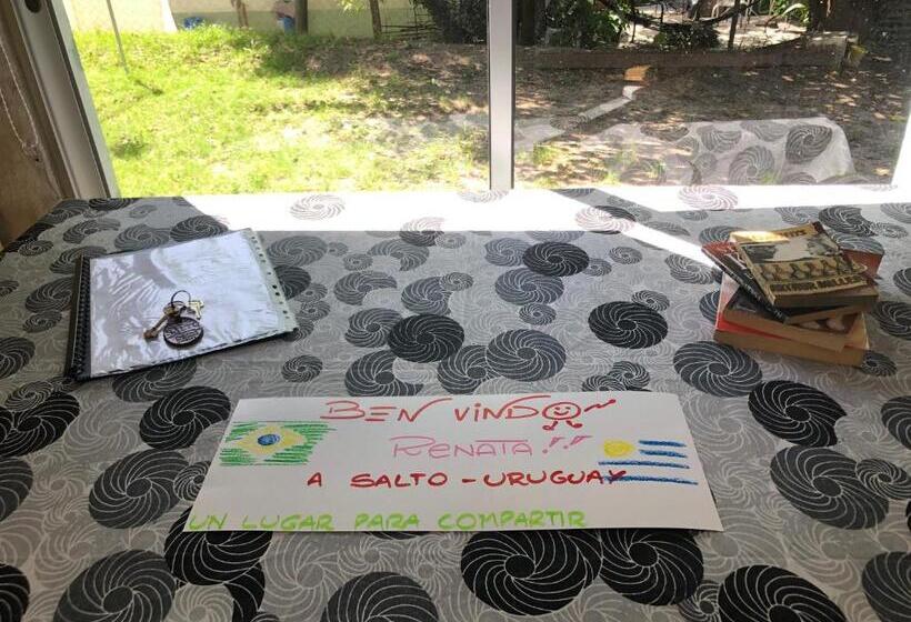 اتاق استاندارد چهار تخته, Un Lugar Para Compartir